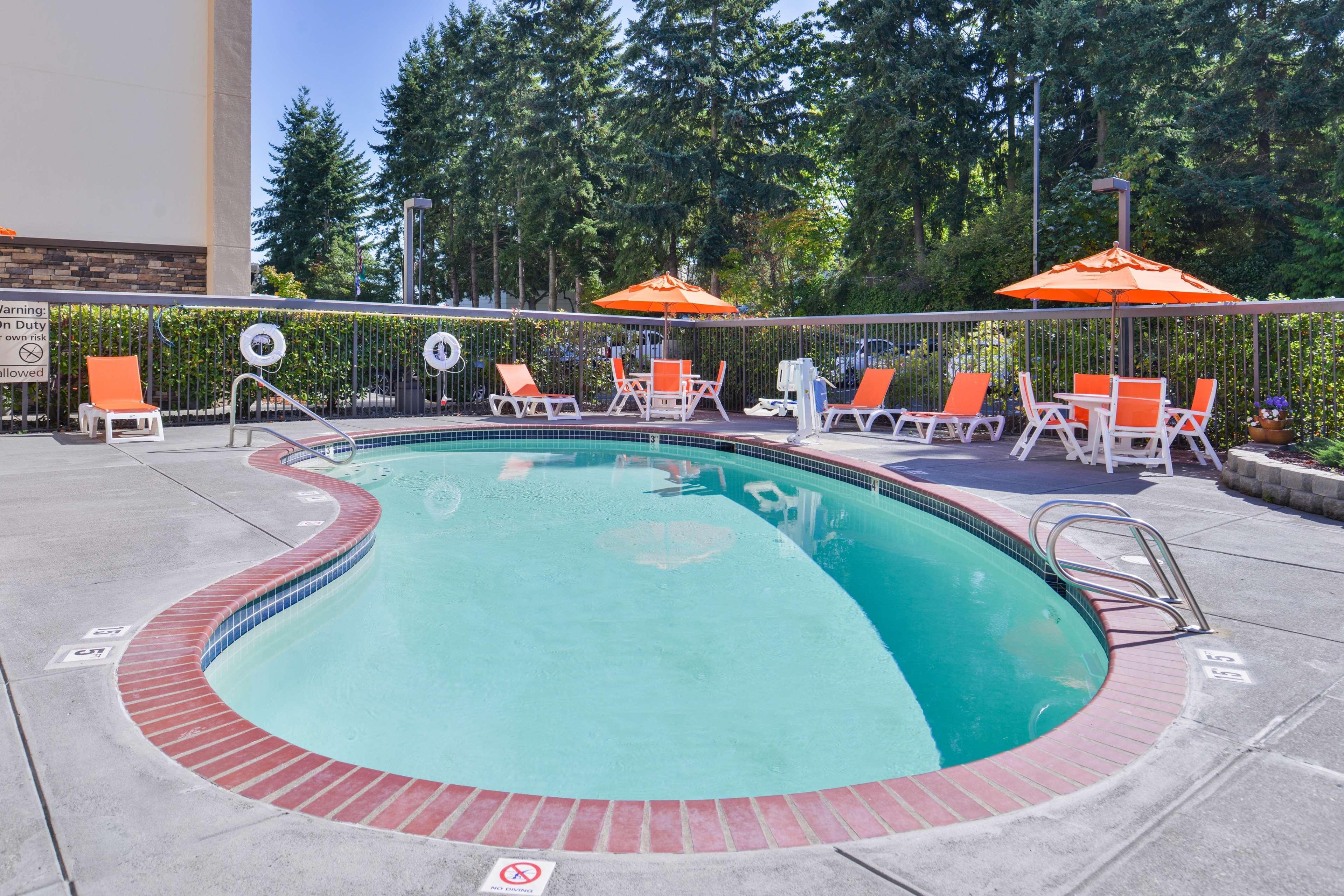 Hampton Inn Seattle Airport SeaTac Exterior photo